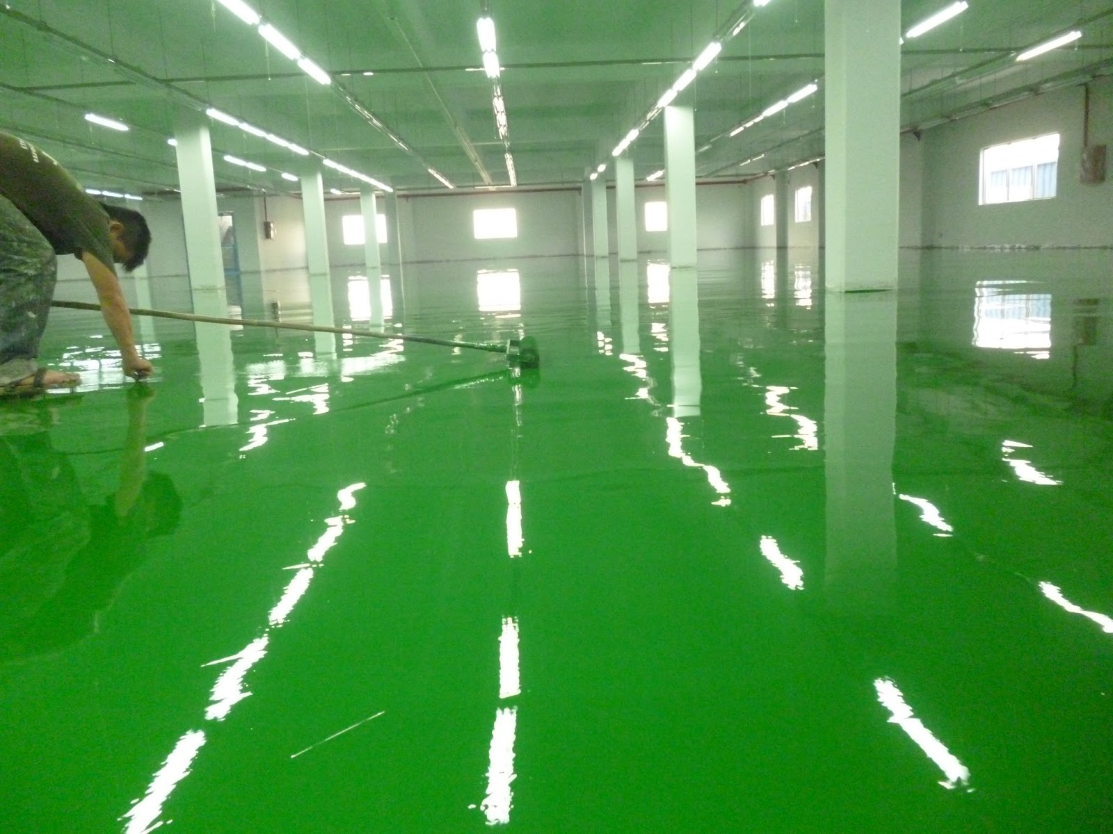 Thi Công Sơn Epoxy Sàn Nhà Xưởng