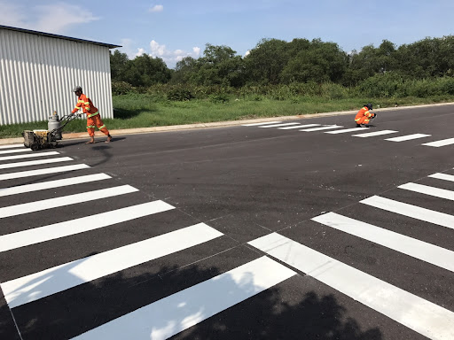 Thi Công Sơn Vạch Dẻo Nhiệt Phản Quang giá rẻ