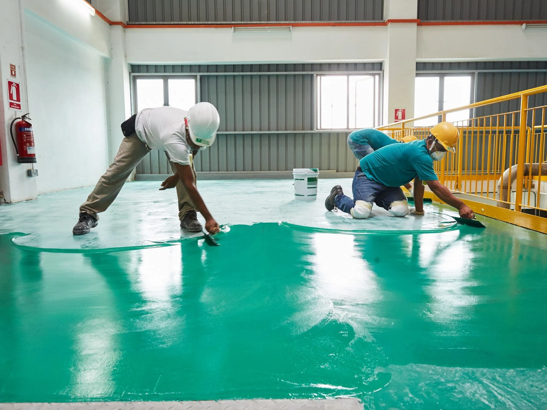 Sơn Epoxy Sàn Nhà Xưởng