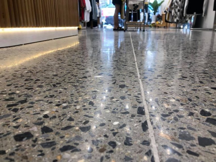 Nhưng lý do khách hàng lựa chọn mài sàn bê tông của chúng tôi