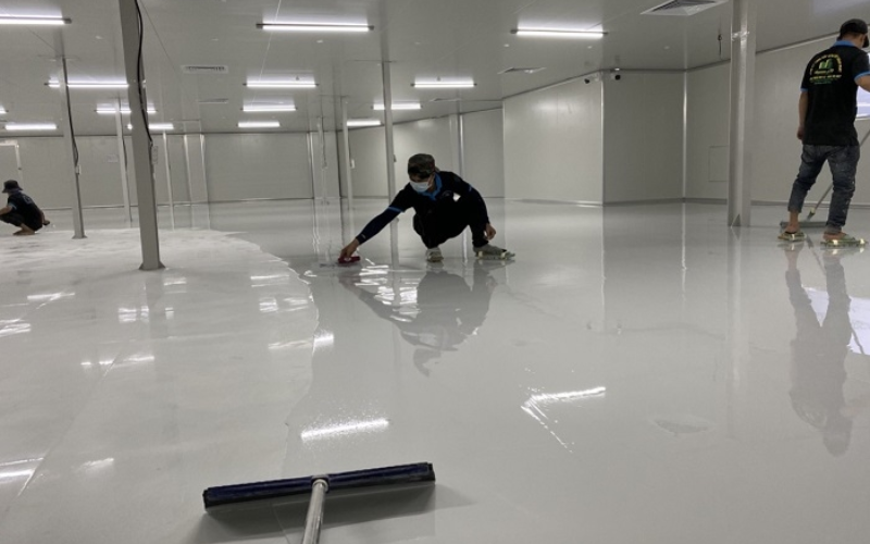 Ứng dụng của sơn Epoxy trong suốt