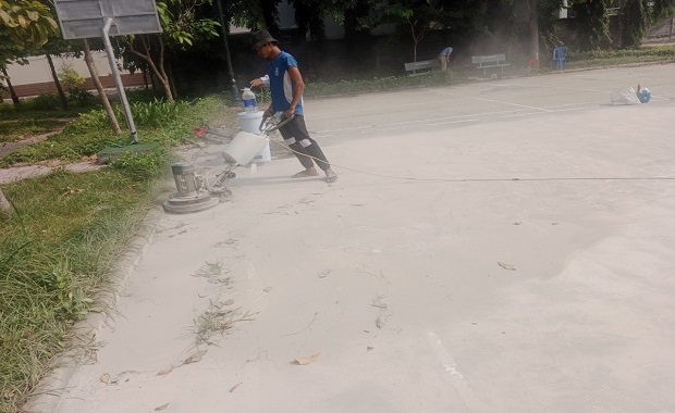 Chuẩn Bị Bề Mặt Sân Cầu Lông