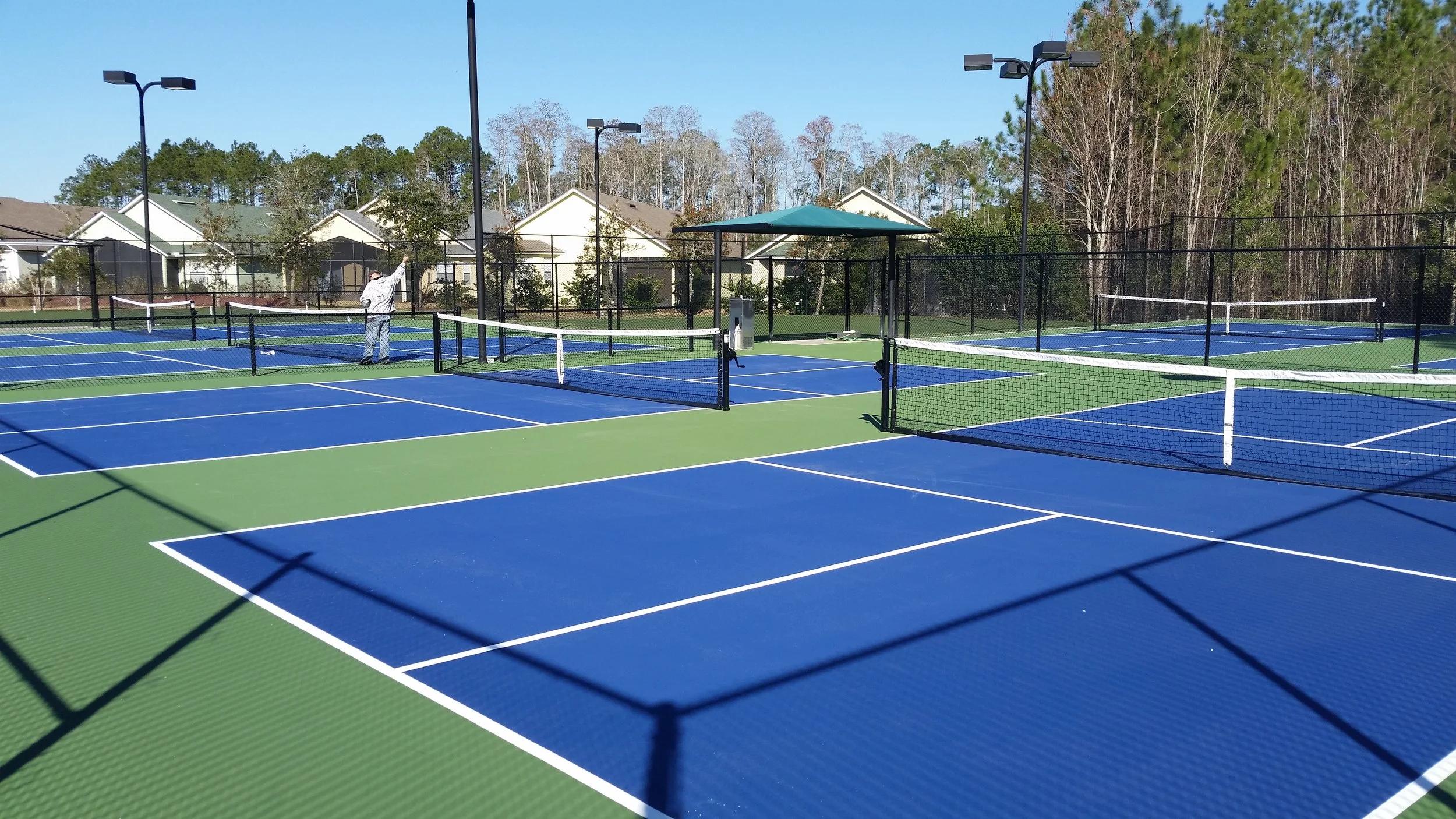 Vương Quốc Sơn – Đơn Vị Cung Cấp Và Thi Công Sơn Mặt Sân Pickleball Chuyên Nghiệp
